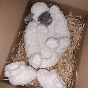 LAMBAKESE KOMPLEKT kinkekarbis / tellimisel